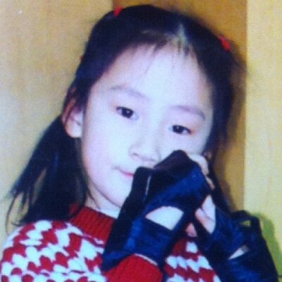 Profile Picture of Aube (@XueweiZhang1996) on Twitter
