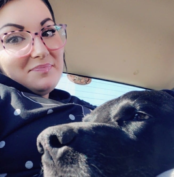 Profile Picture of Ricki Limoges (@rickilimoges) on Poshmark