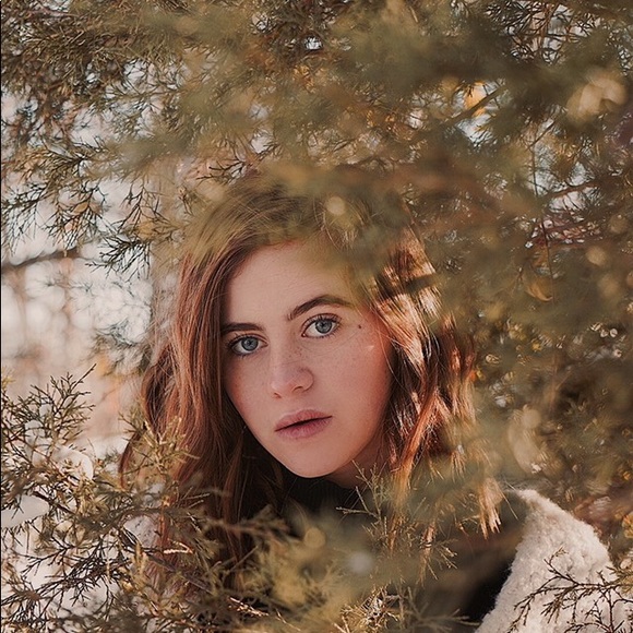 Profile Picture of Vanessa Rudishina (@vrudishina) on Poshmark