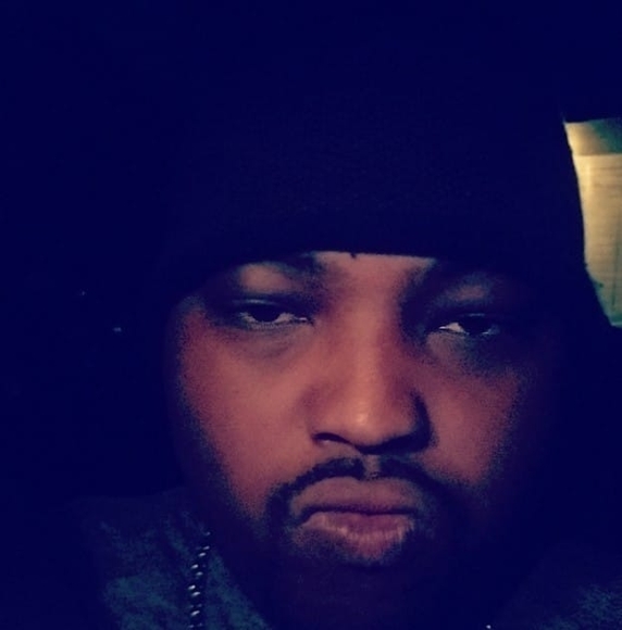 Profile Picture of Reams Terrance (@treams57) on Poshmark