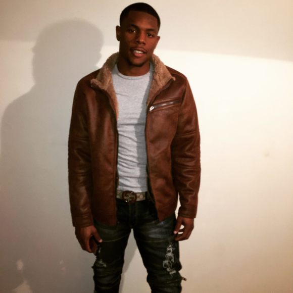 Profile Picture of Al Wright (@alpo_28_95) on Poshmark