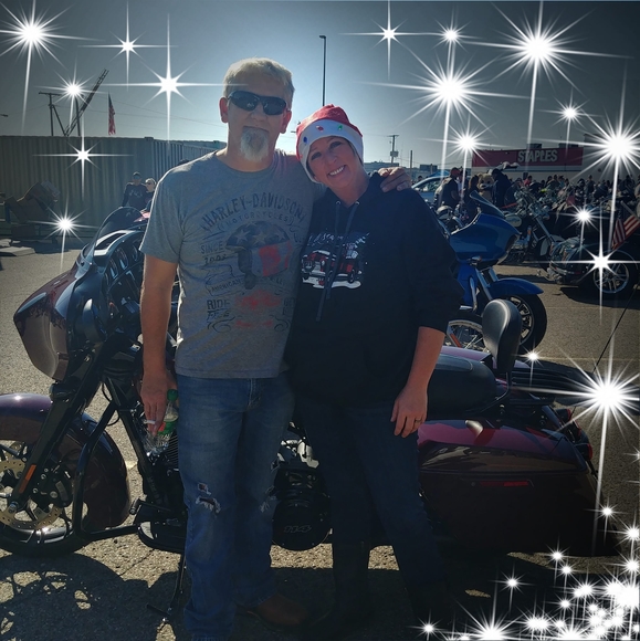 Profile Picture of Tonya Mahley (@tonya456) on Poshmark