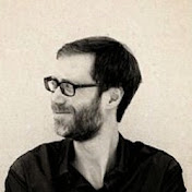 Profile Picture of Stephen Merchant (@stephenmerchant2051) on Youtube