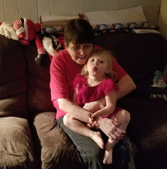 Profile Picture of Alice Caron (@alice_caron) on Poshmark