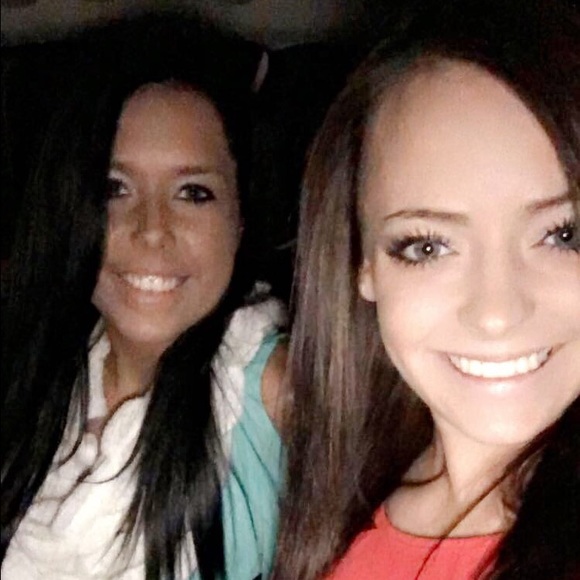 Profile Picture of Kaitlyn Payer (@kaitlynpayer) on Poshmark