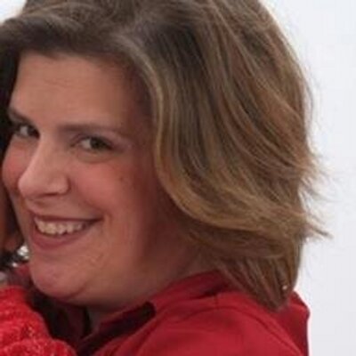 Profile Picture of Mandy Levinson (@mrslevi74) on Twitter