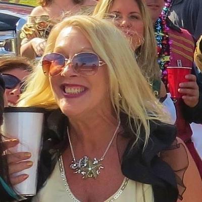 Profile Picture of Carol Conn (@cconn00) on Twitter