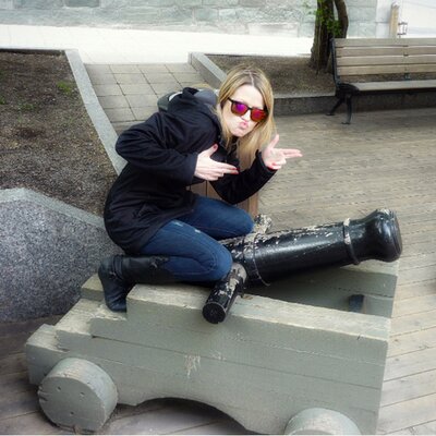 Dani Boyd - Twitter Profile Picture of Dani Boyd (@danidelite) on Twitter