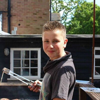 Profile Picture of Thomas Summers (@Thomassummers19) on Twitter