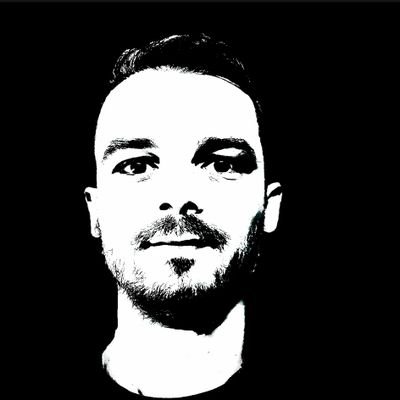 Profile Picture of Cornea Lucian Cr3ative (@CorneaLucianDan) on Twitter