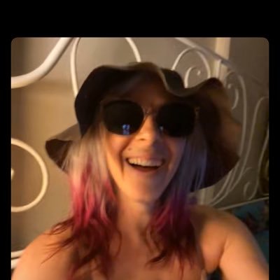 Profile Picture of Leah Rinaldi (@leah_rinaldi) on Twitter
