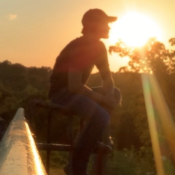 Profile Picture of Craig Cole (@craigcole78) on Poshmark