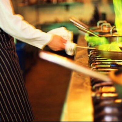 Profile Picture of What Ted Cooks (@WhatTedCooks) on Twitter