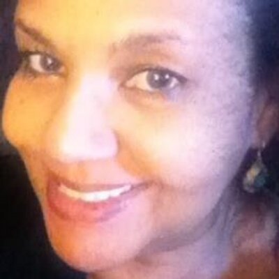 Profile Picture of Vicki Salter (@vickiesalter) on Twitter