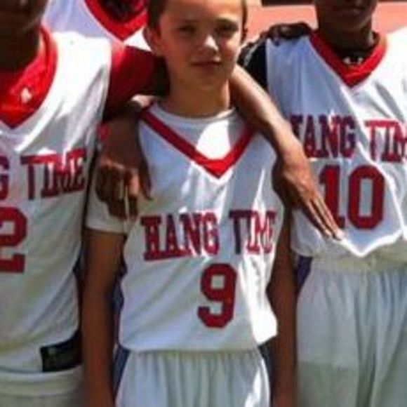 Profile Picture of Tyler Schoenly (@tylerschoenly) on Poshmark