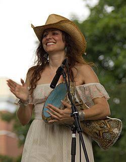 Profile Picture of Silvana Kaneon Wikipedia