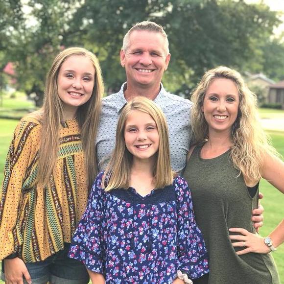 Max Reed - Poshmark Profile Picture of Max Reed (@mreed54019) on Poshmark