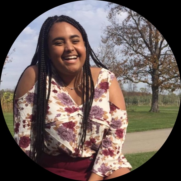 Profile Picture of Jaime Sharp (@jaimesharp303) on Poshmark