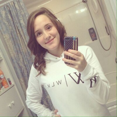 Profile Picture of Stéphanie Lapierre (@@stephaaniie07) on Twitter