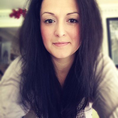 Profile Picture of Cindy Derrick (@cindylynn12) on Twitter