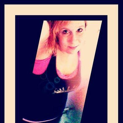 Profile Picture of Daisy Steele (@DaisySteele17) on Twitter