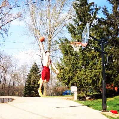 Profile Picture of Devin Louden (@devinlouden) on Twitter