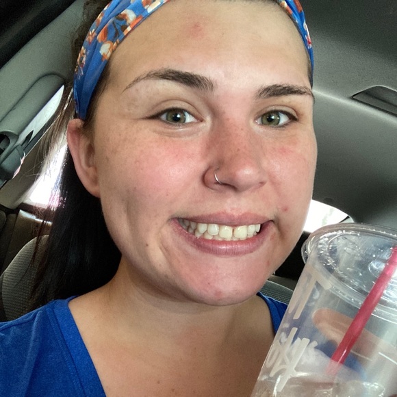 Profile Picture of Paige Ritter (@paigeritter736) on Poshmark