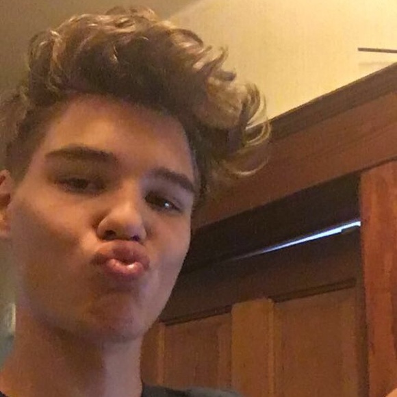 Profile Picture of Nate Jacobs (@nate_jake) on Poshmark