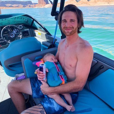 Profile Picture of Logan (@LoginCluff) on Twitter