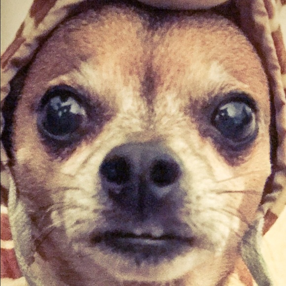 Profile Picture of Yolanda Smades (@yola72) on Poshmark