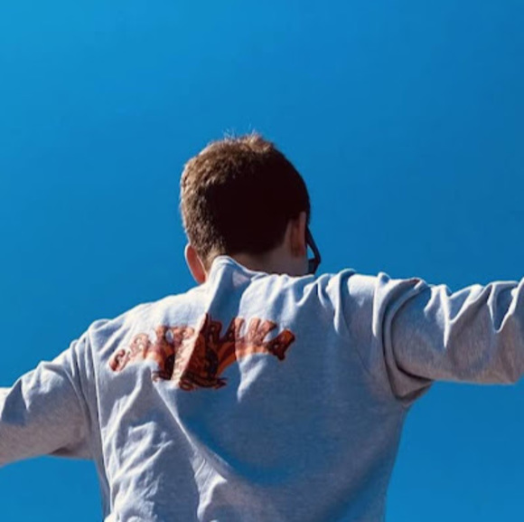 Evan Wildermuth - Poshmark Profile Picture of Evan Wildermuth (@evanwildermuth) on Poshmark