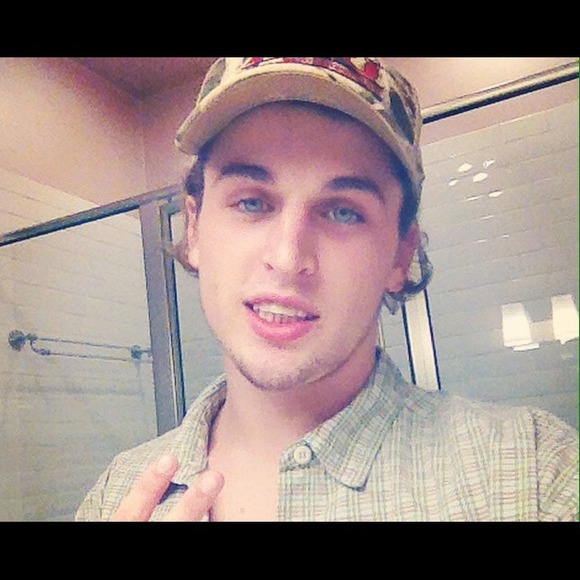Profile Picture of Hayden Silcox (@hayden904) on Poshmark