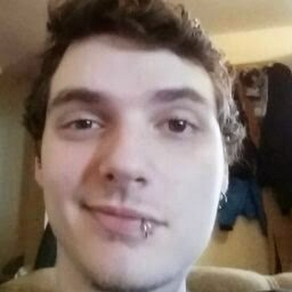 Profile Picture of Daniel Paynter (@dpaynter26) on Poshmark