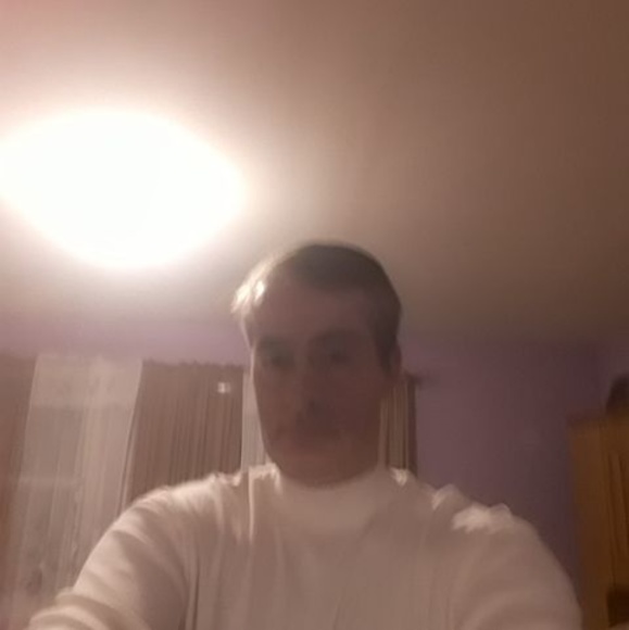 Profile Picture of Crnolic Hakija (@hakijacrnolic) on Poshmark