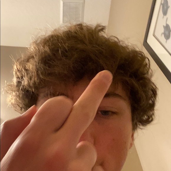 Profile Picture of Andrew Steiner (@asteiner262) on Poshmark