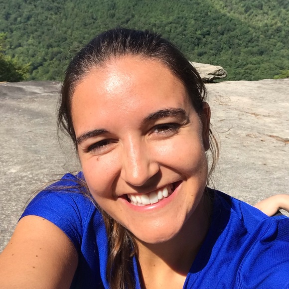 Tabitha Stillo - Poshmark Profile Picture of Tabitha Stillo (@tnstillo) on Poshmark