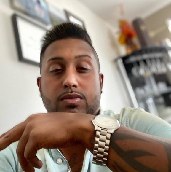 Profile Picture of Michael Jagdeo (@miztamikey) on Poshmark