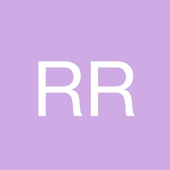 Profile Picture of Retatalne Retatalne (@retatalne) on Poshmark