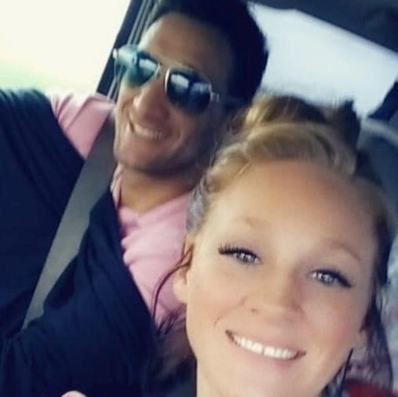 Profile Picture of Garth Truax (@garthtruax) on Poshmark