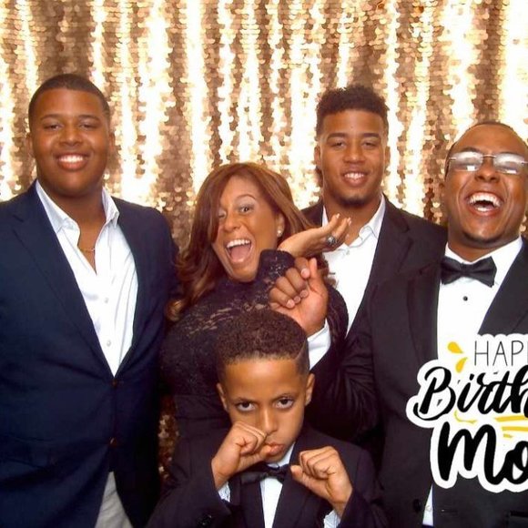 Profile Picture of El pepe Quines (@e_quines) on Poshmark