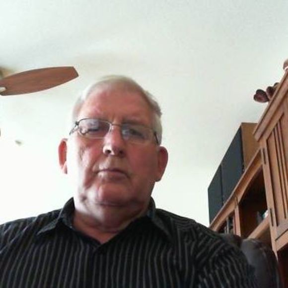 Profile Picture of David Hinds (@chonghinds) on Poshmark