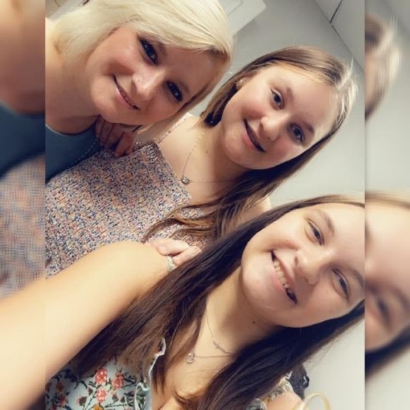 Profile Picture of Chastity Elgin (@chastityelgin) on Poshmark