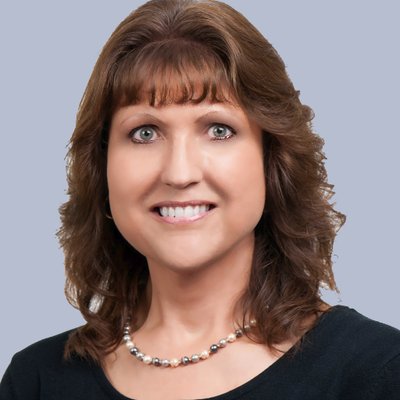 Profile Picture of Rebecca Quick (@HawkeyeQuick1) on Twitter