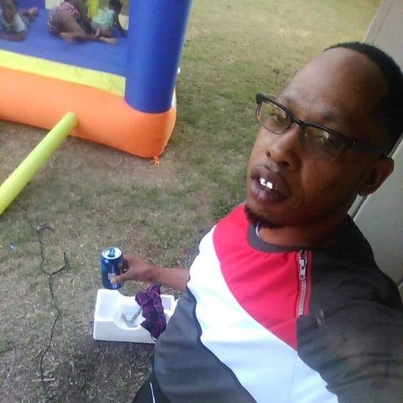 Profile Picture of Kenneth Carte (@kennethcarte) on Poshmark