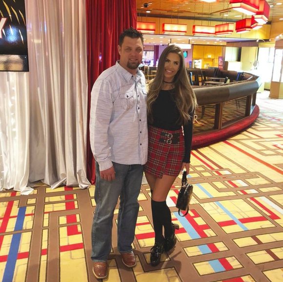 Jordan Vavala - Poshmark Profile Picture of Jordan Vavala (@jordanvavala) on Poshmark