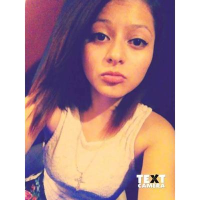 Profile Picture of Sara Deleon (@AleDelgado_32) on Twitter