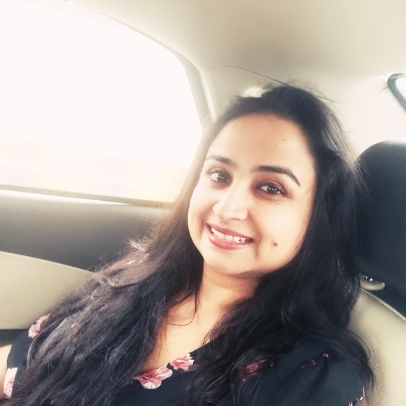 Profile Picture of Amrita Mukherjee (@cutegalamrita) on Poshmark