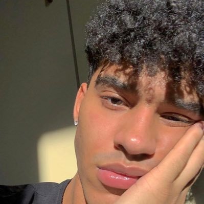 Profile Picture of Hector 🤴🏽 (@hector_j69) on Twitter
