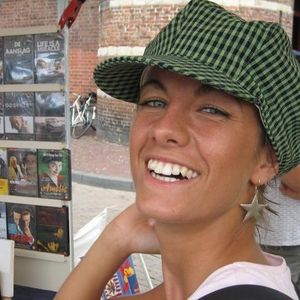 Profile Picture of Roberta Assi (@drinkindrina) on Myspace