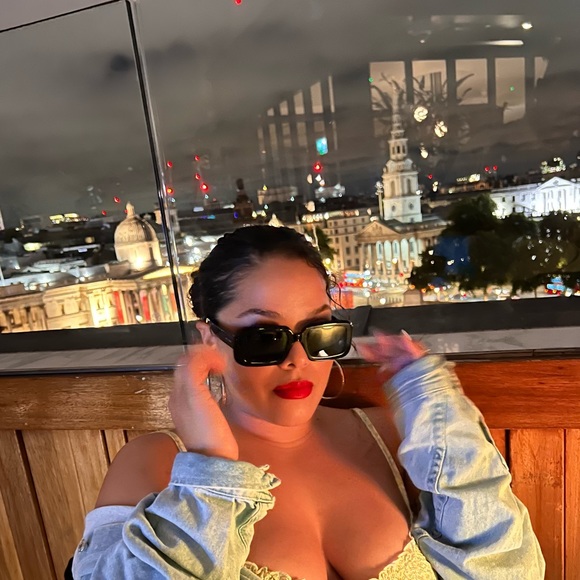 Profile Picture of Loannie Sanchez (@loaalejandra) on Poshmark